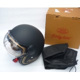 MOTOPŘILBA OTEVŘENÁ S PLEXISKLEM JAWA PÉRÁK ORIGINÁL - ČERNÁ/ZLATÉ PÍSMO